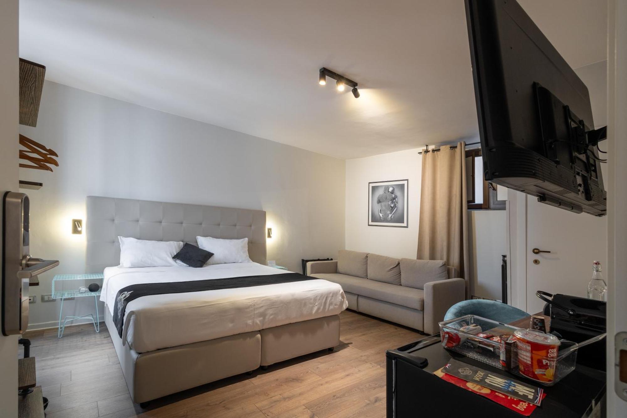 Soho Piaggiarelle By Dasso - Guest House Viterbo Buitenkant foto